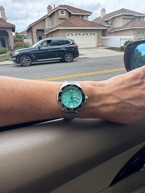 Tag H Aquaracer Professional 300 Date-Diamonds